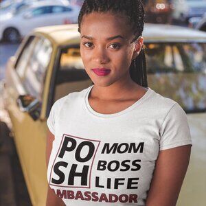 NWT IMPULSIVE DESIGNS Posh Ambassdor Mom Boss Life white t-shirt